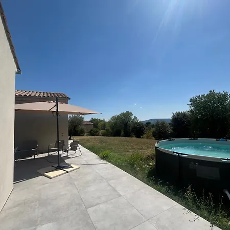 Maison Drome Provencale Avec Vue Acces Pmr Et Piscine Hors Sol 빌라 *