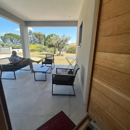 Maison Drome Provencale Avec Vue Acces Pmr Et Piscine Hors Sol *