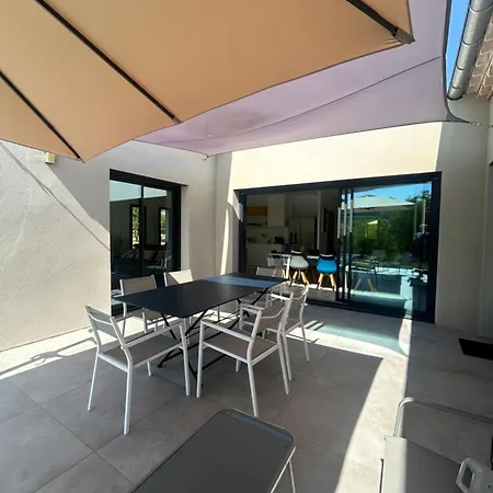 Maison Drome Provencale Avec Vue Acces Pmr Et Piscine Hors Sol *